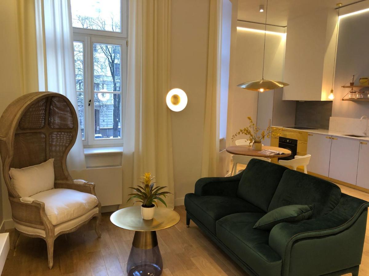 Boutique Elizabeth Apartment Riga Exterior photo